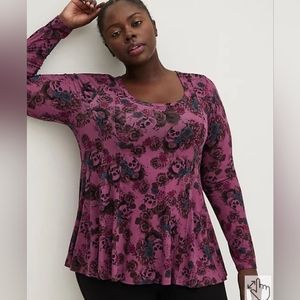 Torrid Super Soft skull top